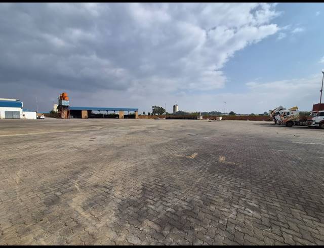 5,000M² INDUSTRIAL YARD TO LET IN WADEVILLE